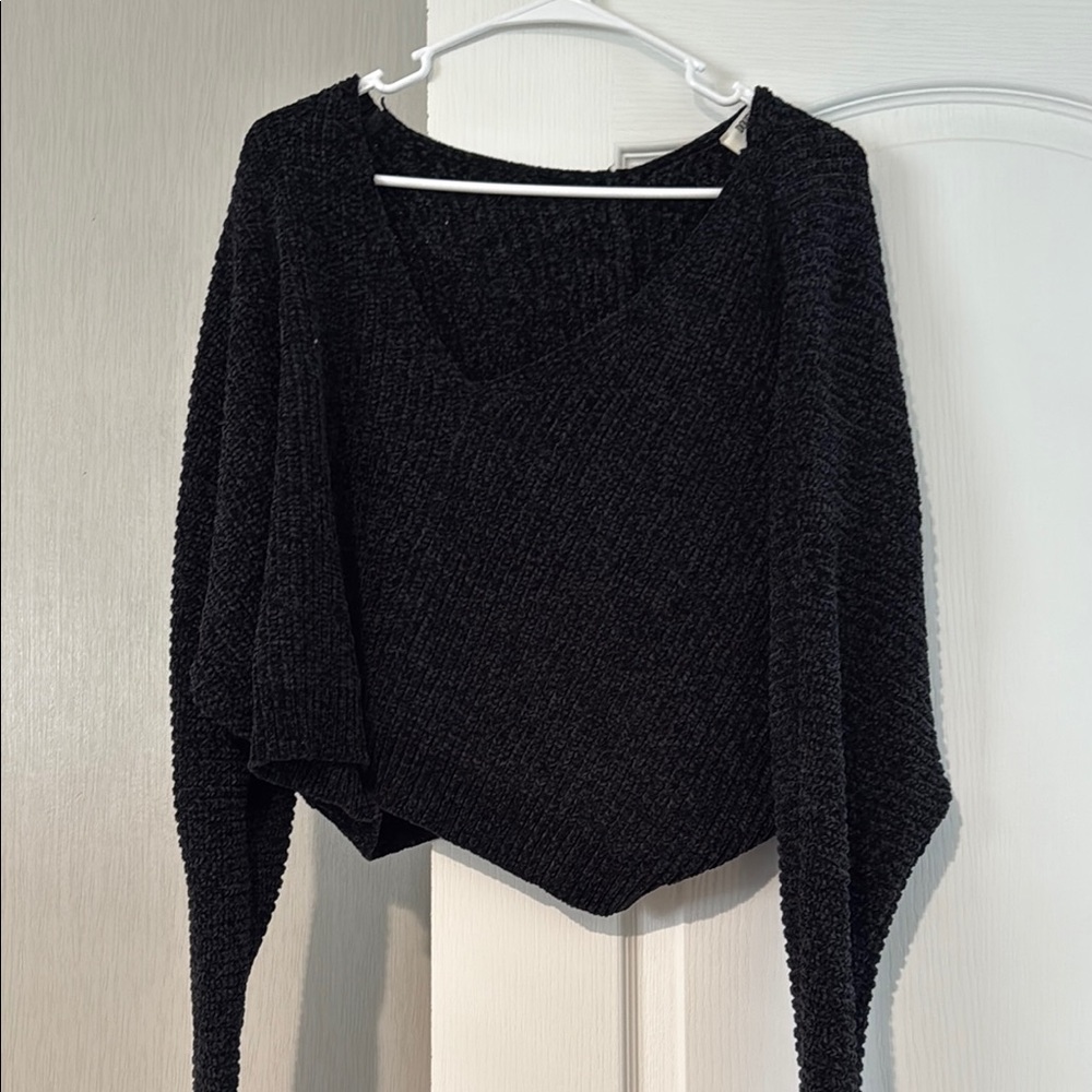 Double Zero Black Balloon Sleeve Sweatshirt